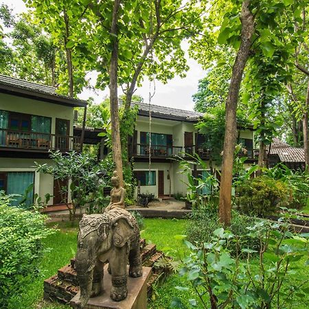 E-Outfitting Doikham Resort Chiang Mai Eksteriør billede