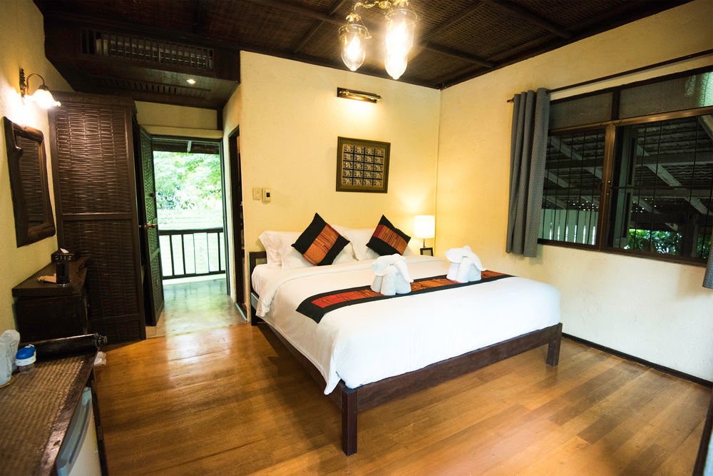 E-Outfitting Doikham Resort Chiang Mai Eksteriør billede