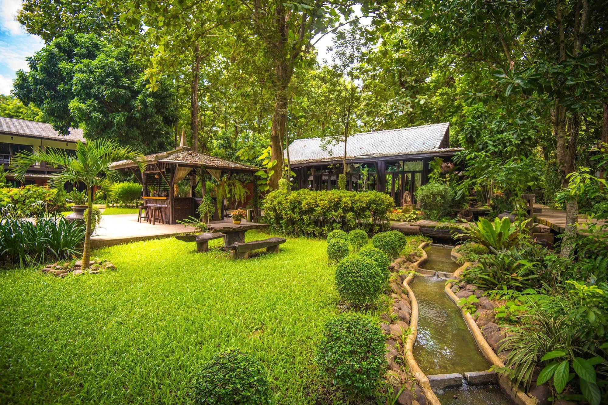 E-Outfitting Doikham Resort Chiang Mai Eksteriør billede